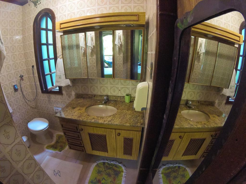 Quarto Duplo com Vista do Jardim