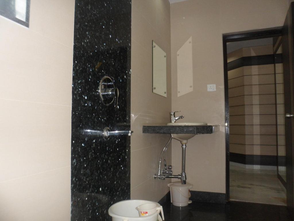 Premium Double or Twin Room,27254141:JPEG