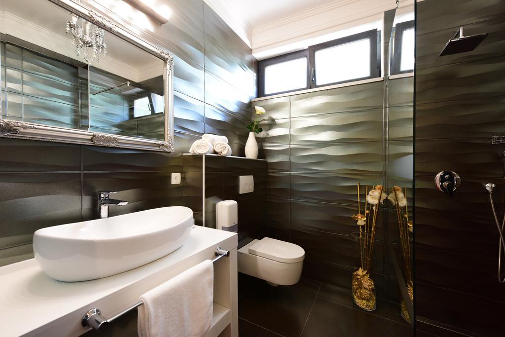 Superior Double Room with Balcony,1104482169:JPEG