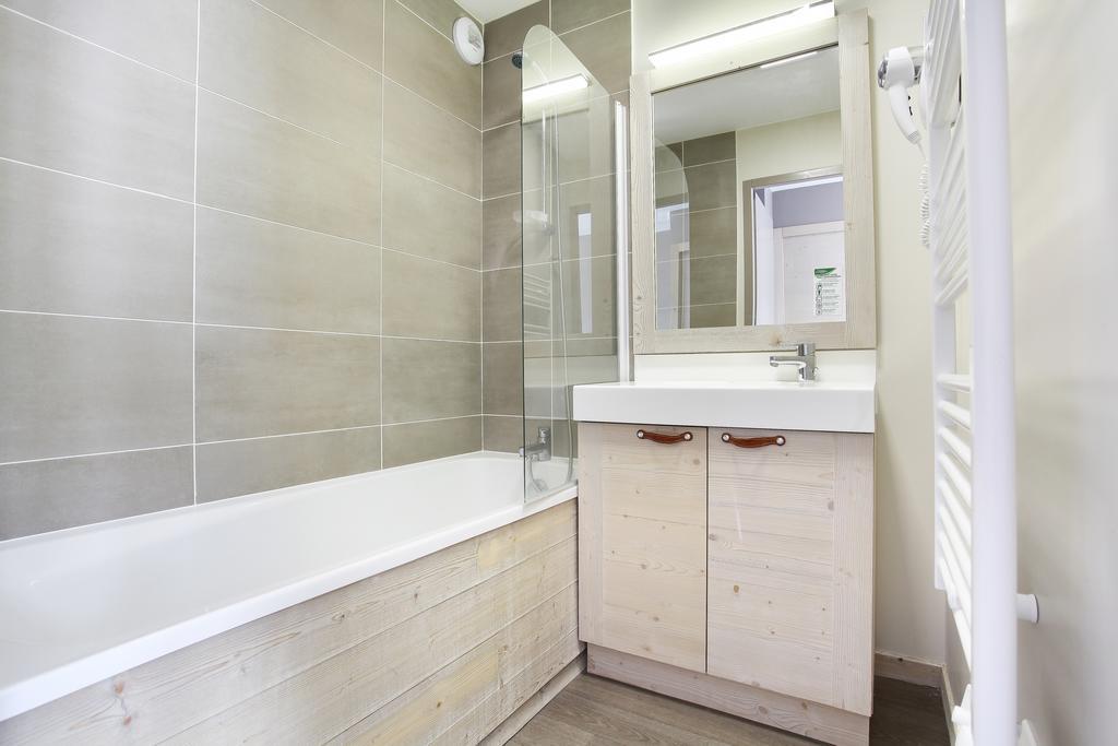One-Bedroom Apartment (4 Adults)