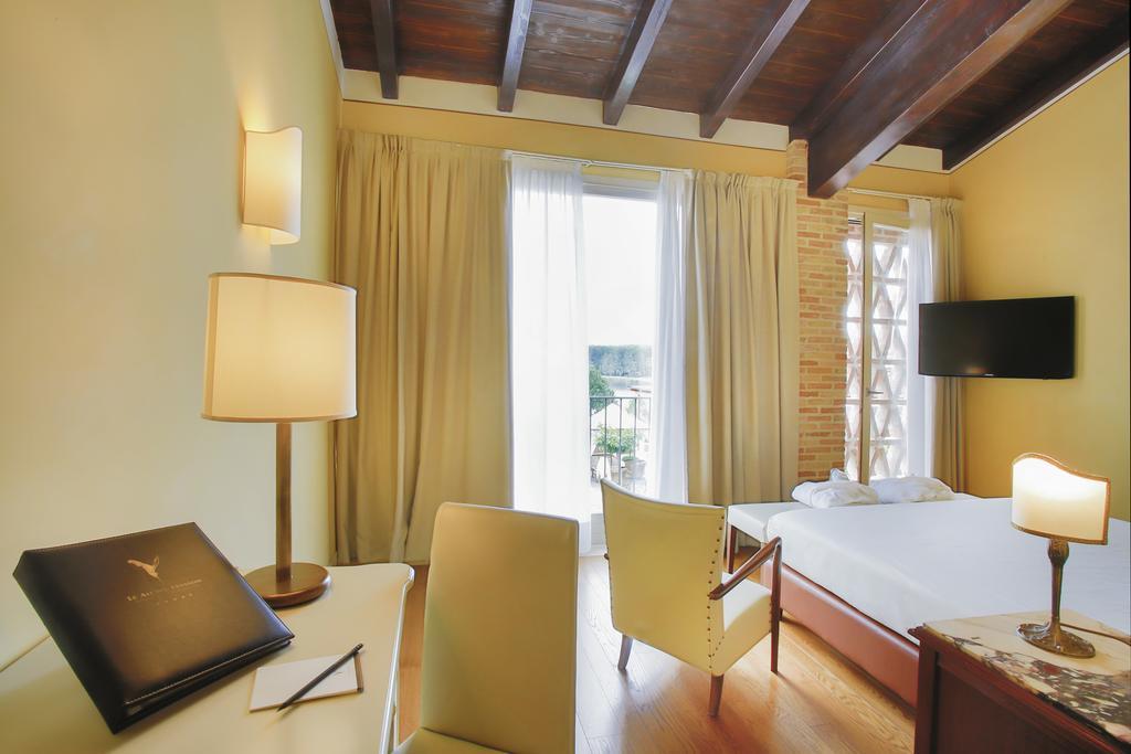 Doppelzimmer mit Seeblick