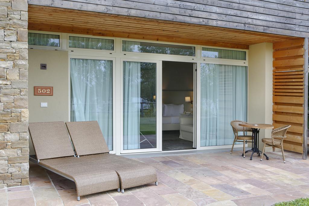 Chambre Triple avec Terrasse - Vue sur Lac