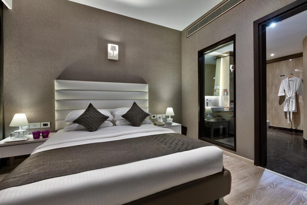 Suite with Balcony