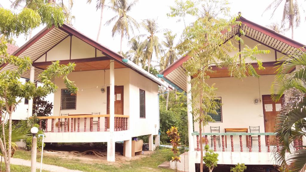 Triple Bungalow with Fan