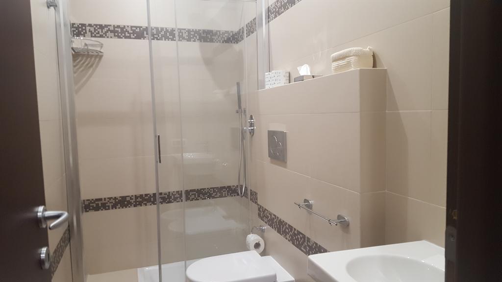 Double Room Private External Bathroom