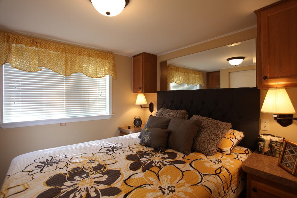 One-Bedroom Cottage