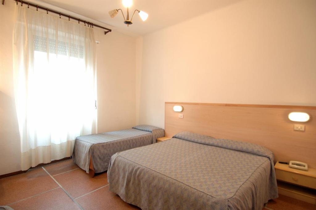 Triple Room with Shared Bathroom