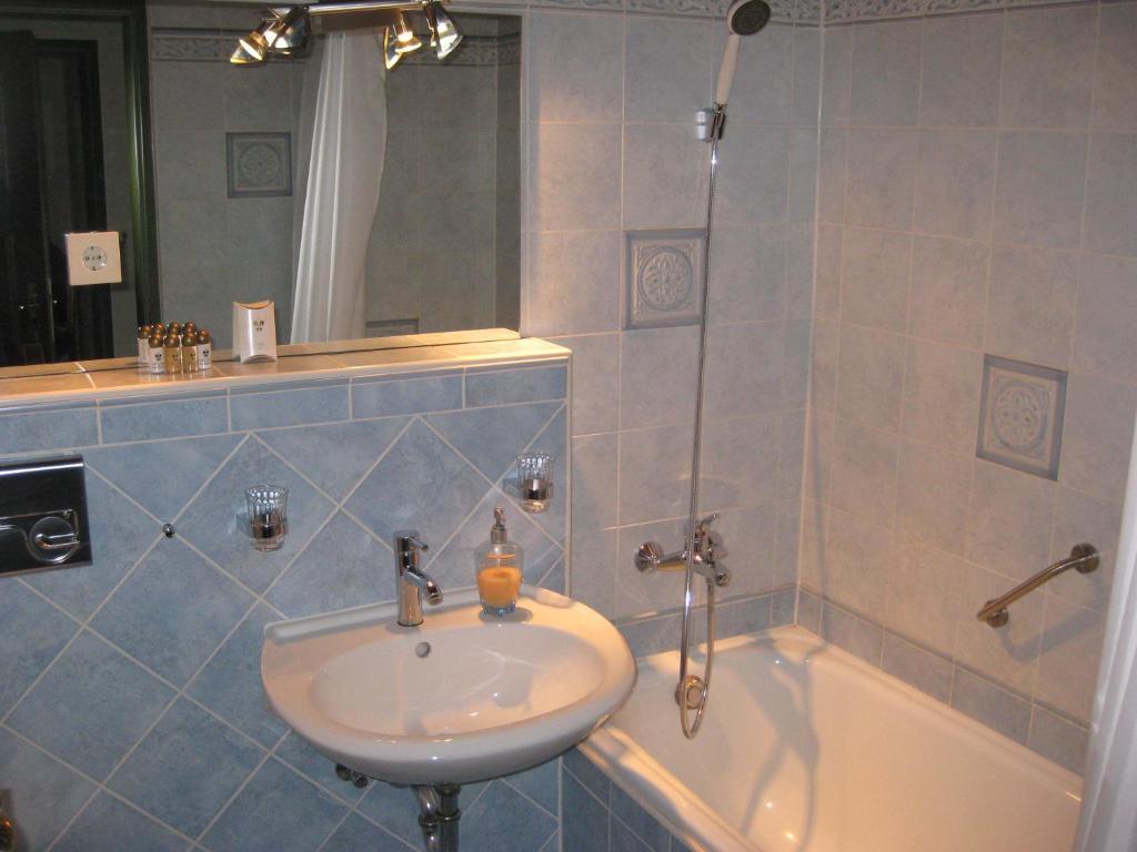 Dreibettzimmer