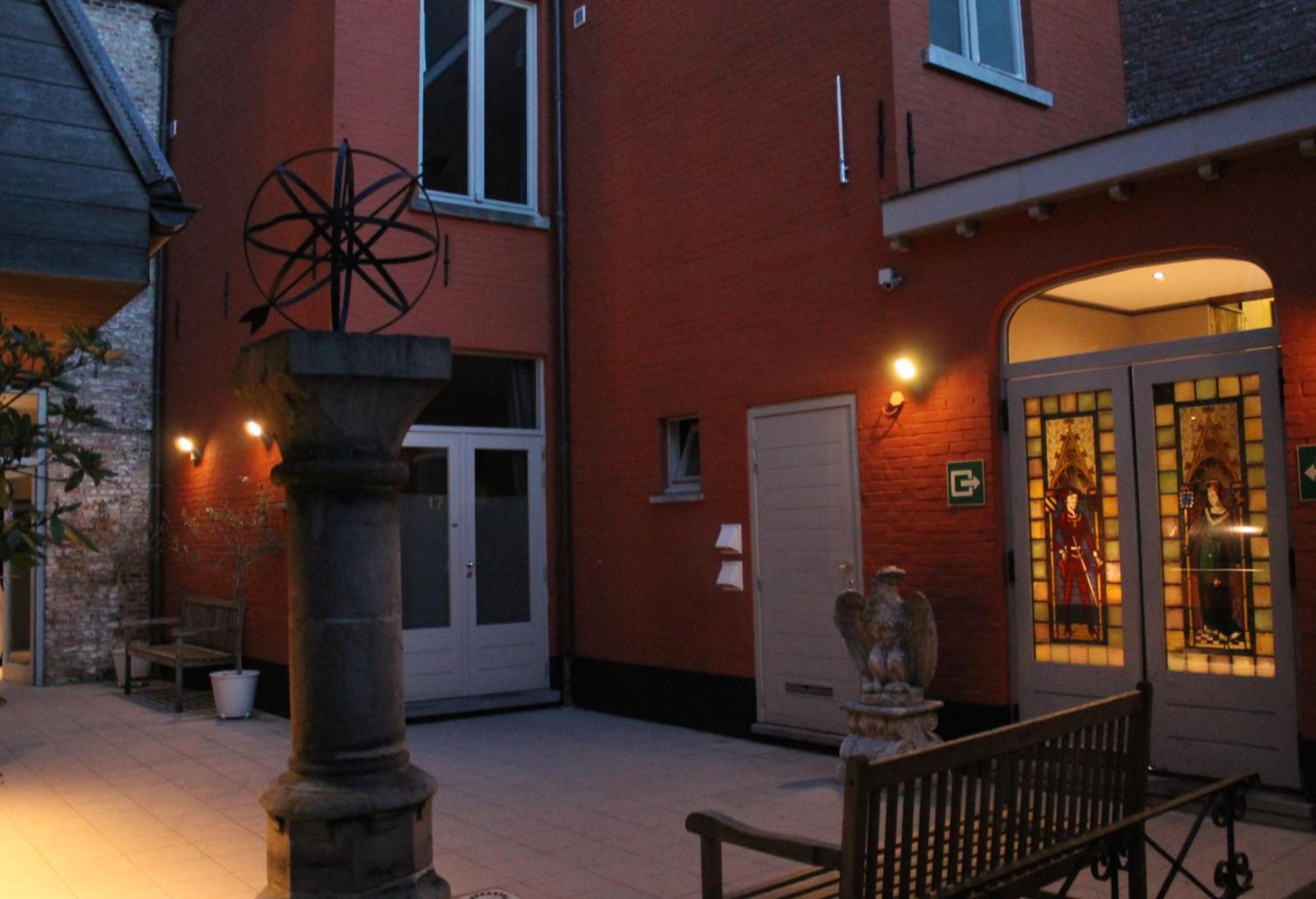 Comfort Twin Room Courtyard View