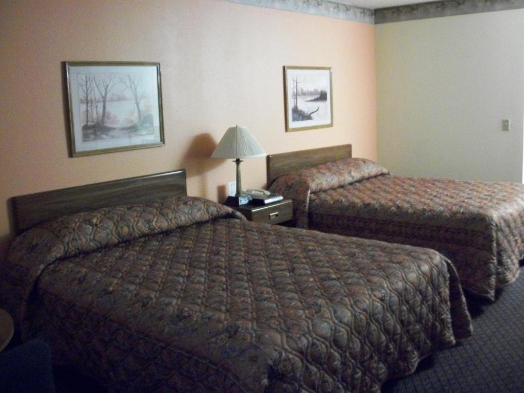Queen Room with Two Queen Beds