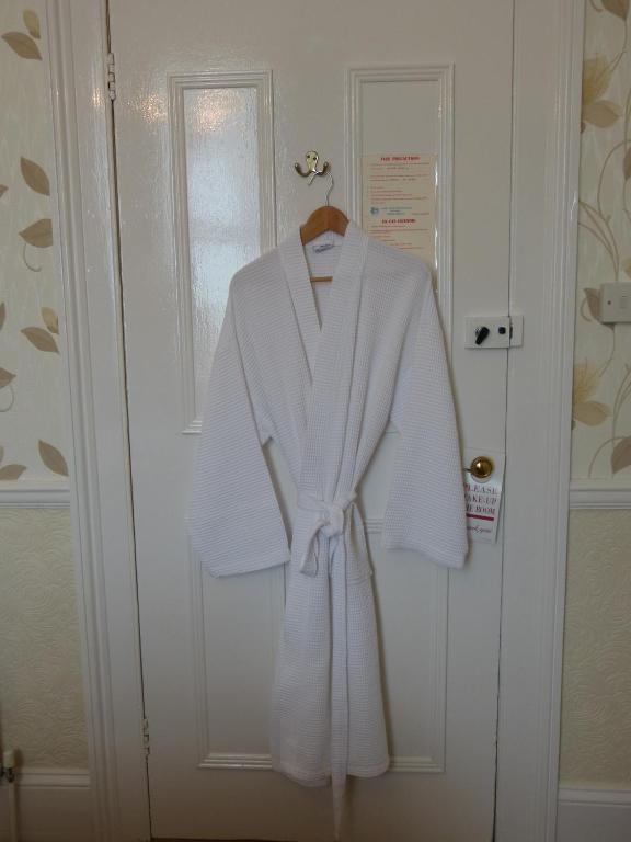 #5 Sea View Double Room - External Private Shower