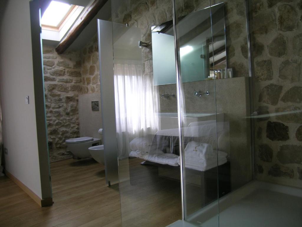 Suite with Mountain View