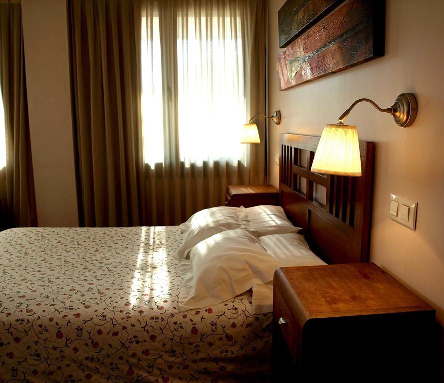 Chambre Double (Extérieur)