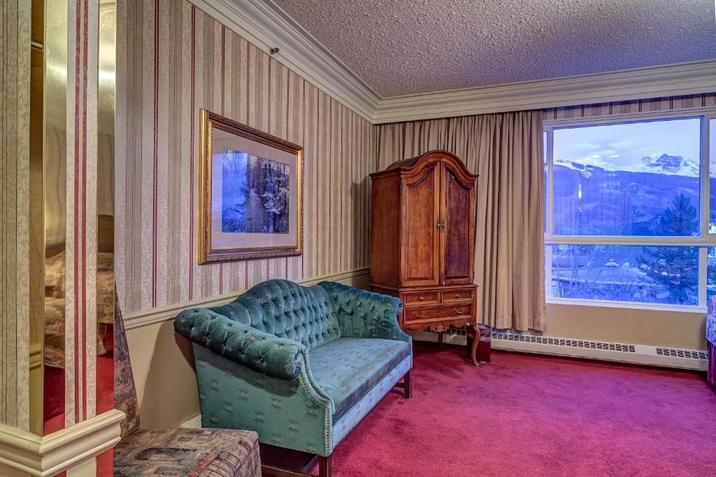 Queen Room Two Queen Beds