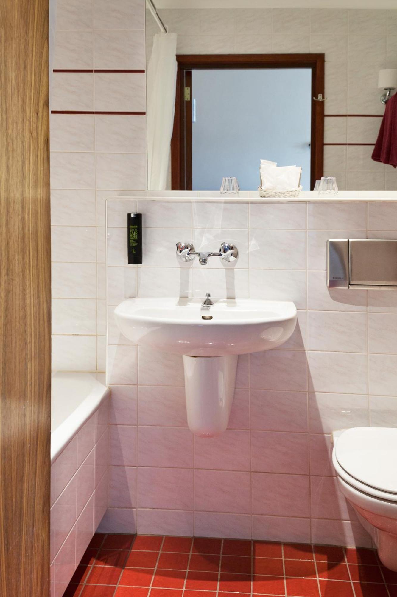 Triple Room,452485962:JPEG