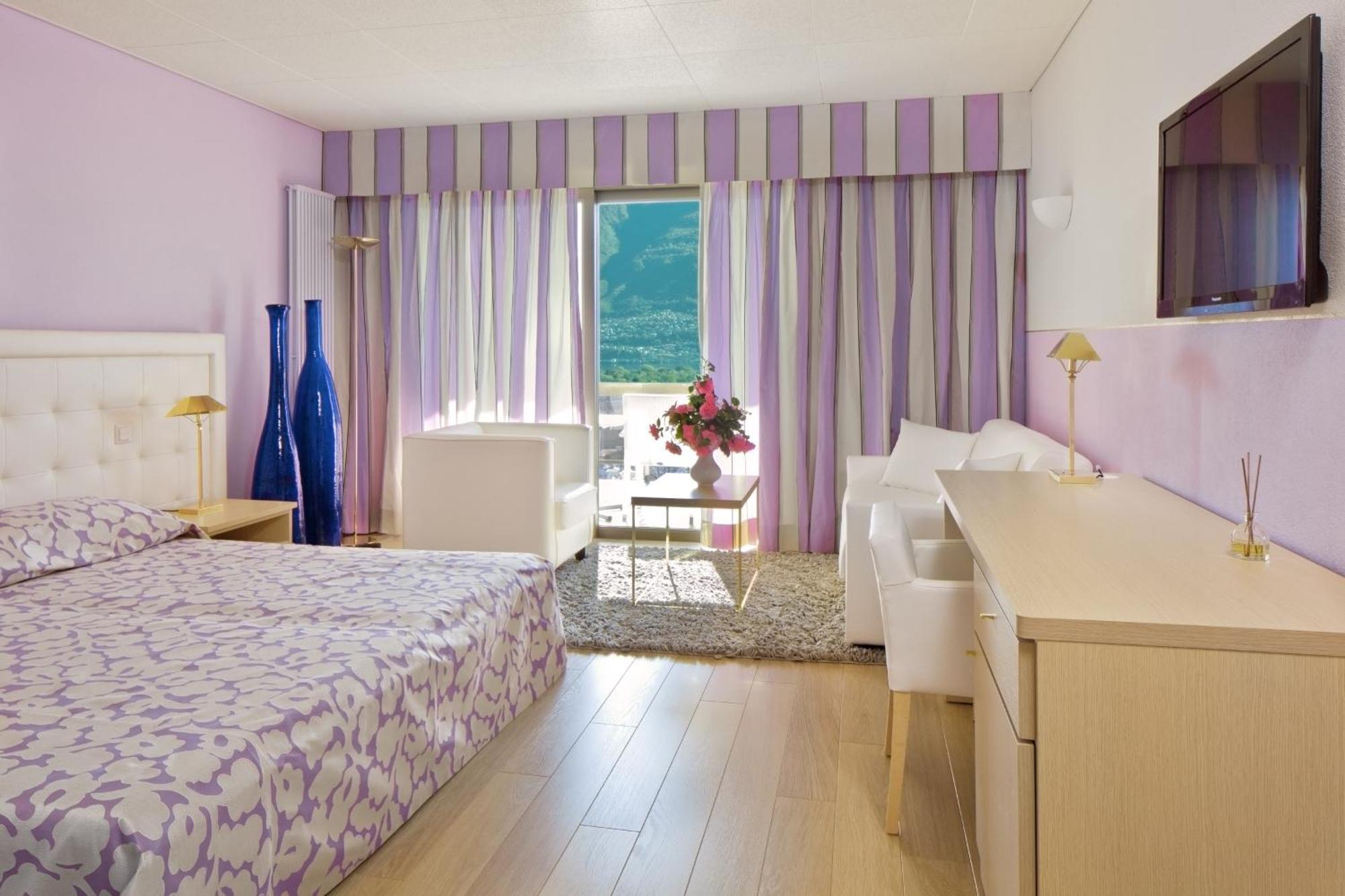 Superior Double Room Balcony Lake View