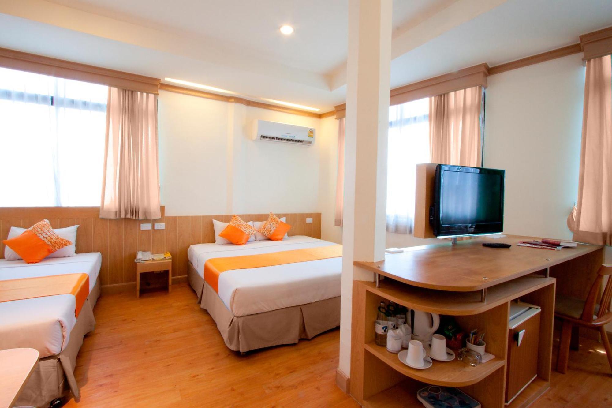 Deluxe Double or Twin Room
