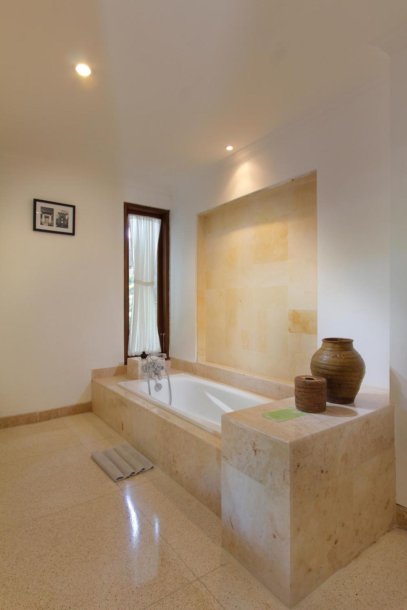 Villa mit 3 Schlafzimmern und privatem Pool