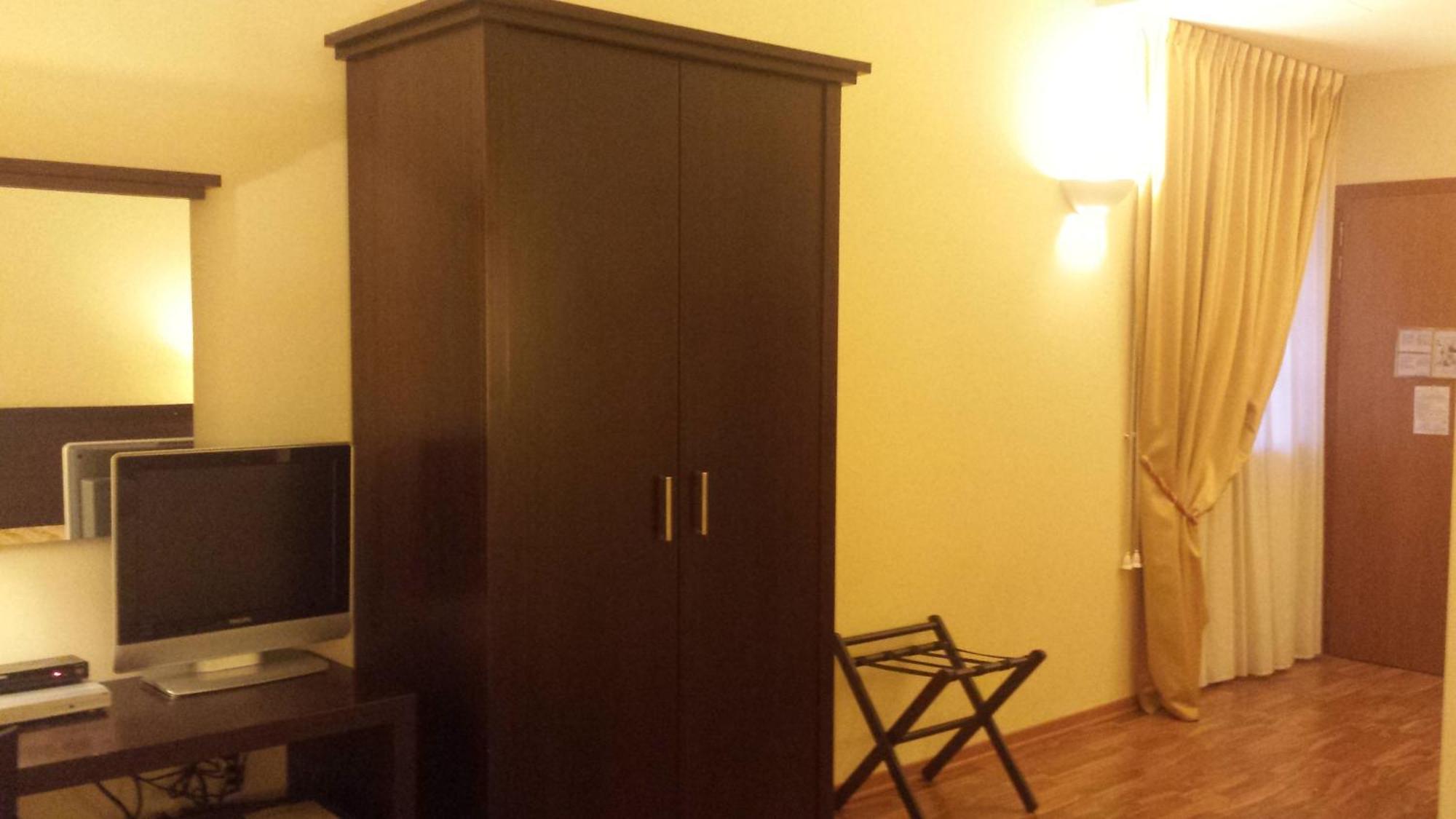 Superior Quadruple Room,302690256:JPEG