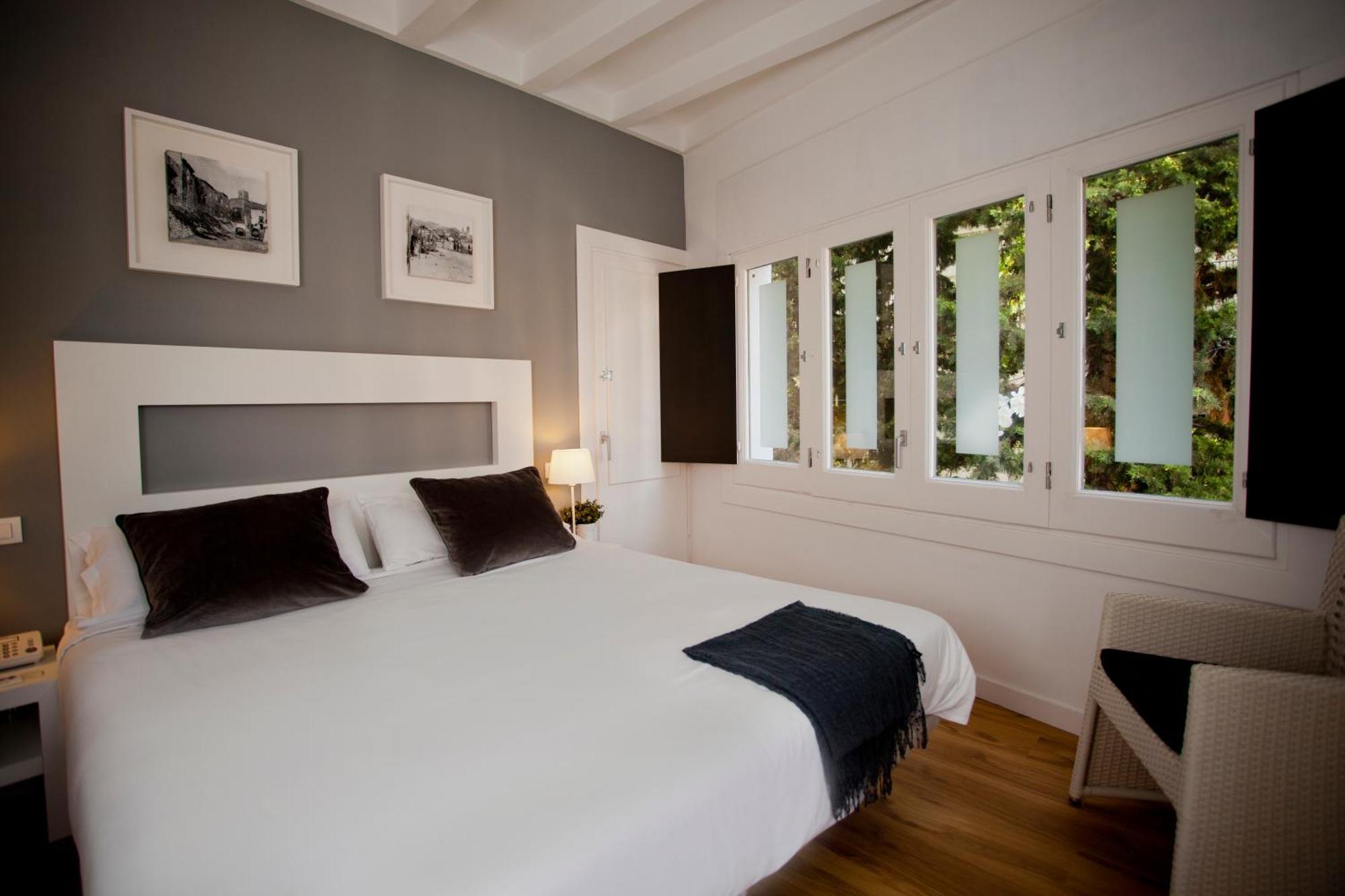 Chambre Double ou Lits Jumeaux