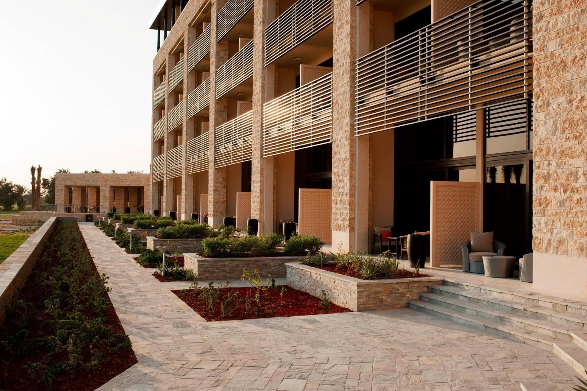 Garden Room, 2 Queen, Garden view, Balcony