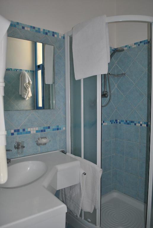 Deluxe Doppel-/Zweibettzimmer mit Balkon