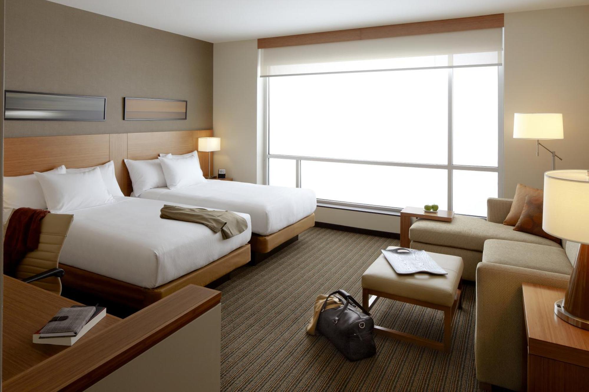 Queen Room Two Queen Beds Sofa Bed High Floor