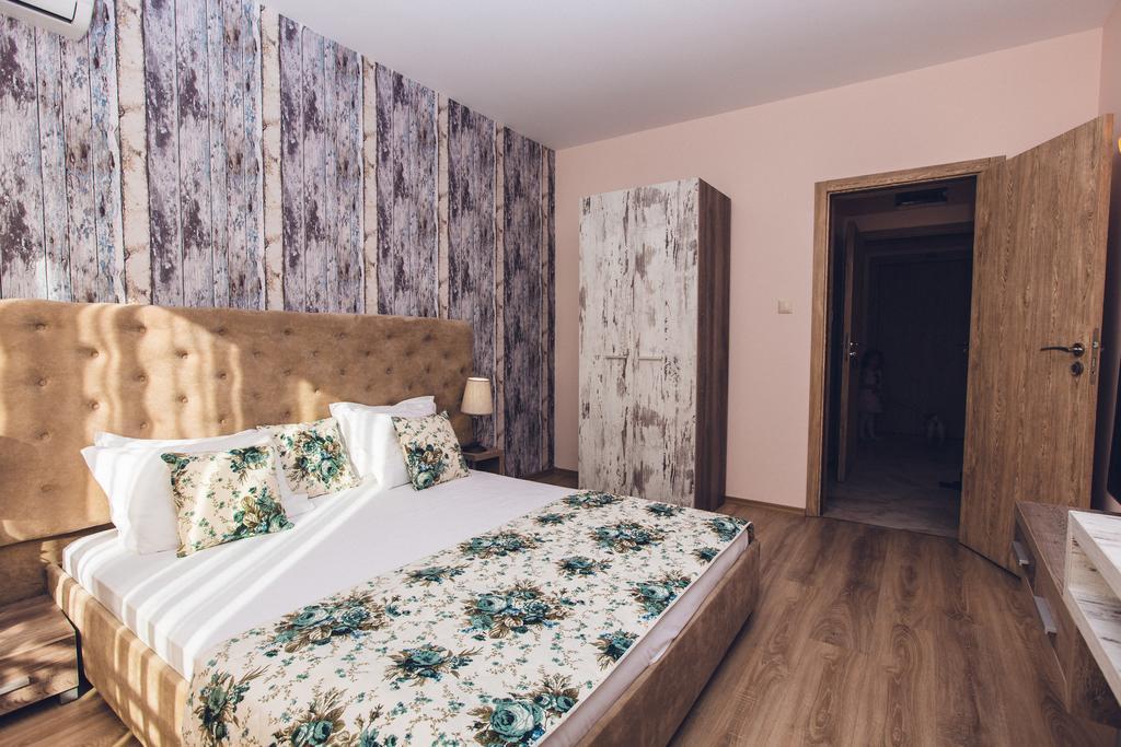 One-Bedroom Apartment,314365597:JPEG