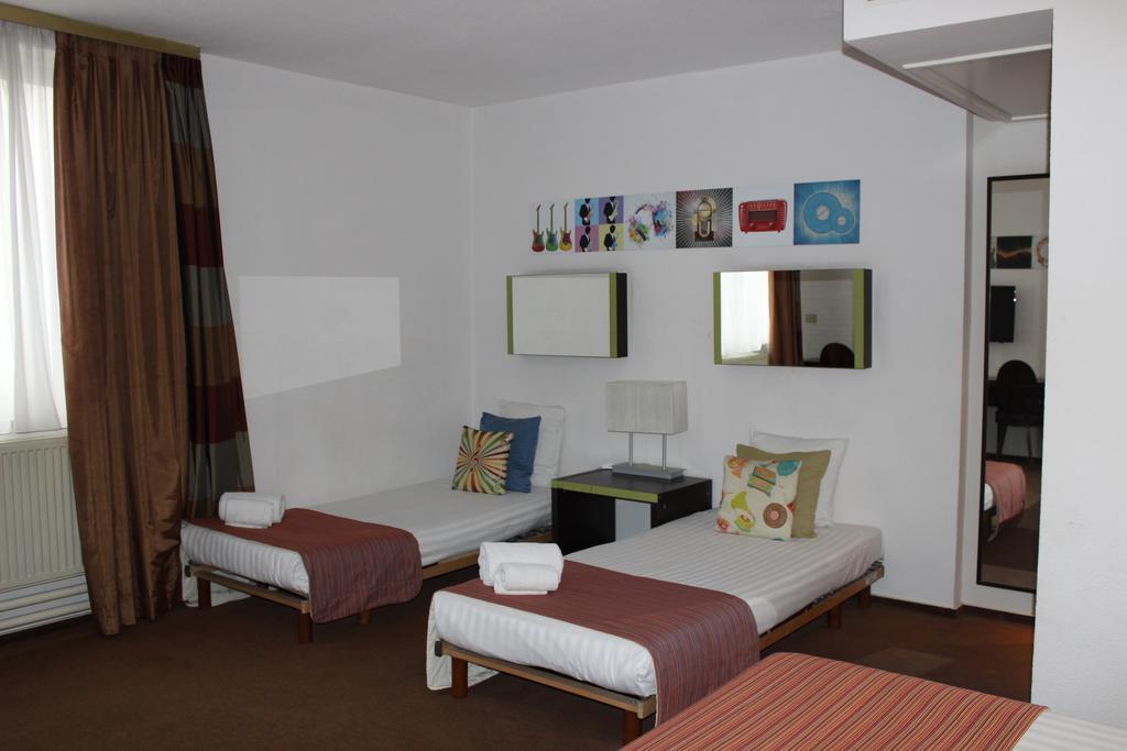 Standard Triple Room,314552805:JPEG