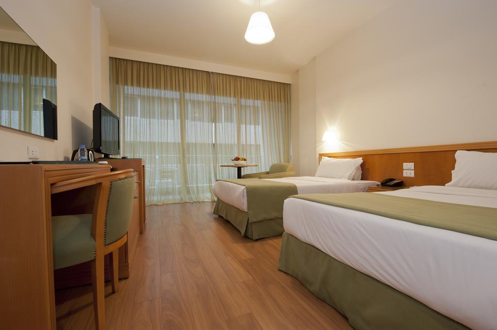 Classic Twin Room