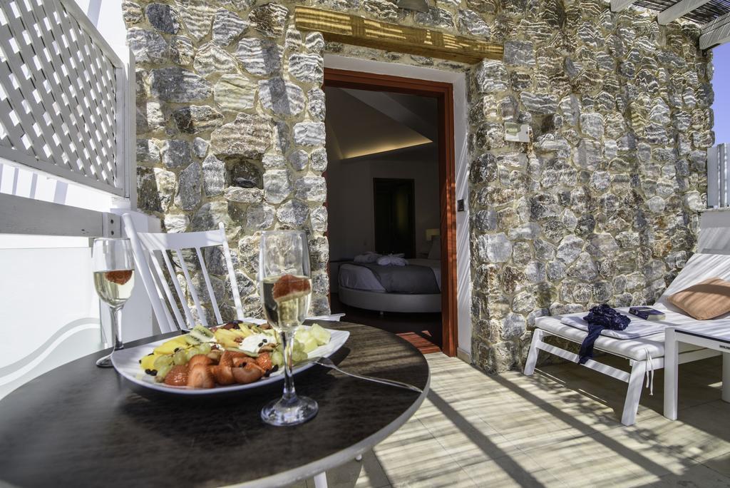 Deluxe Double Room with Outdoor Jetted Tub