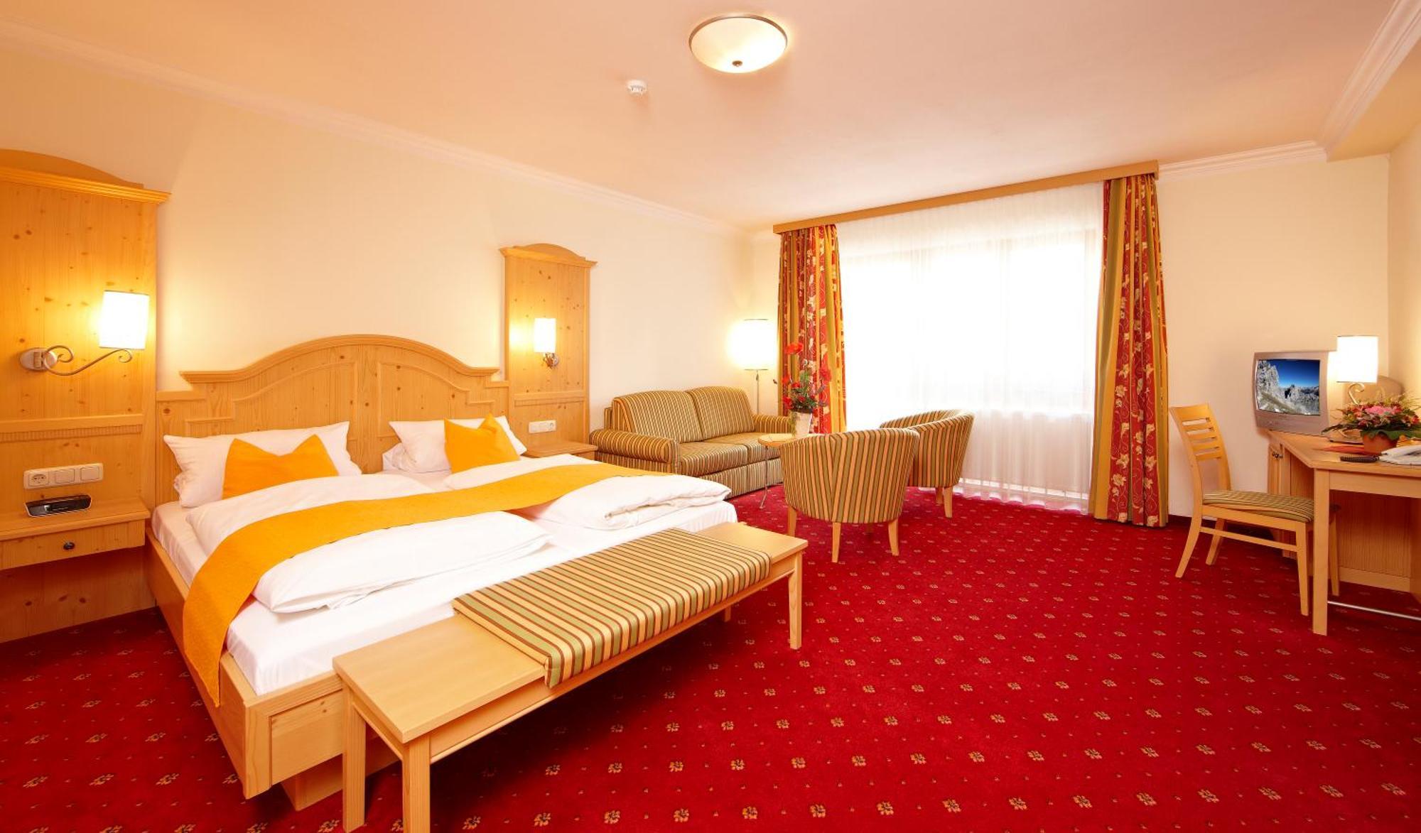 Superior Junior Suite