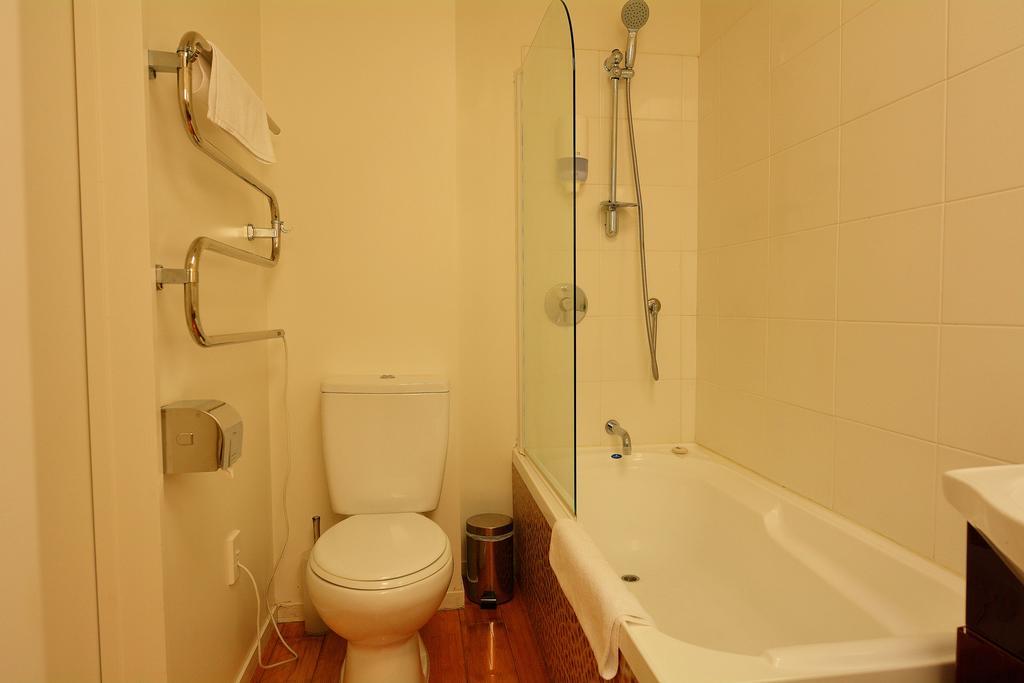 Executive One-Bedroom Apartment