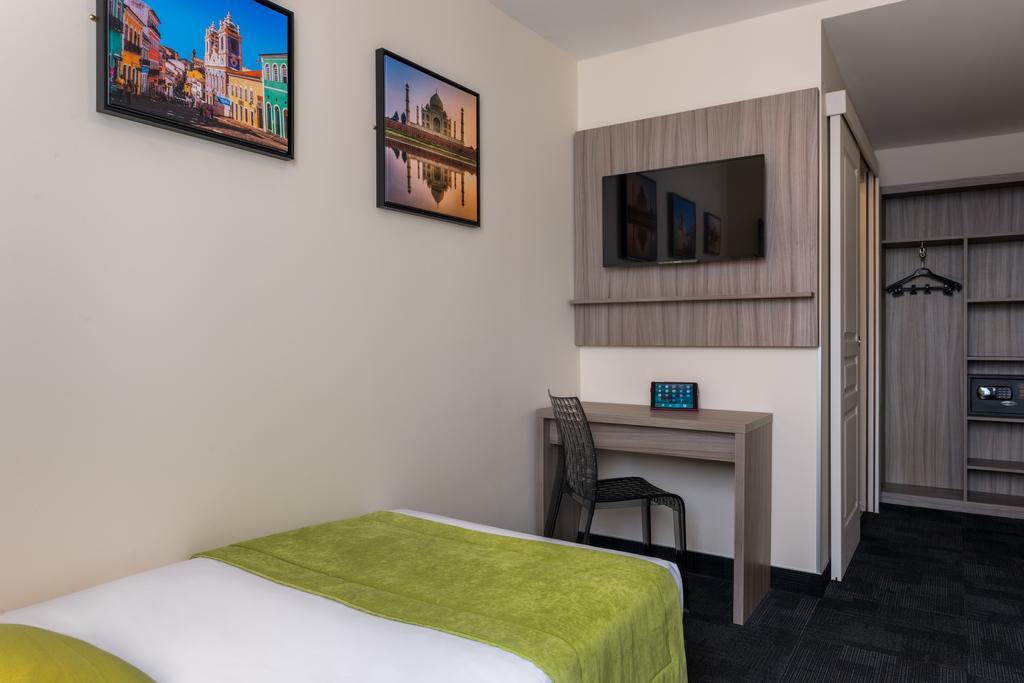 Single Room,317929253:JPEG