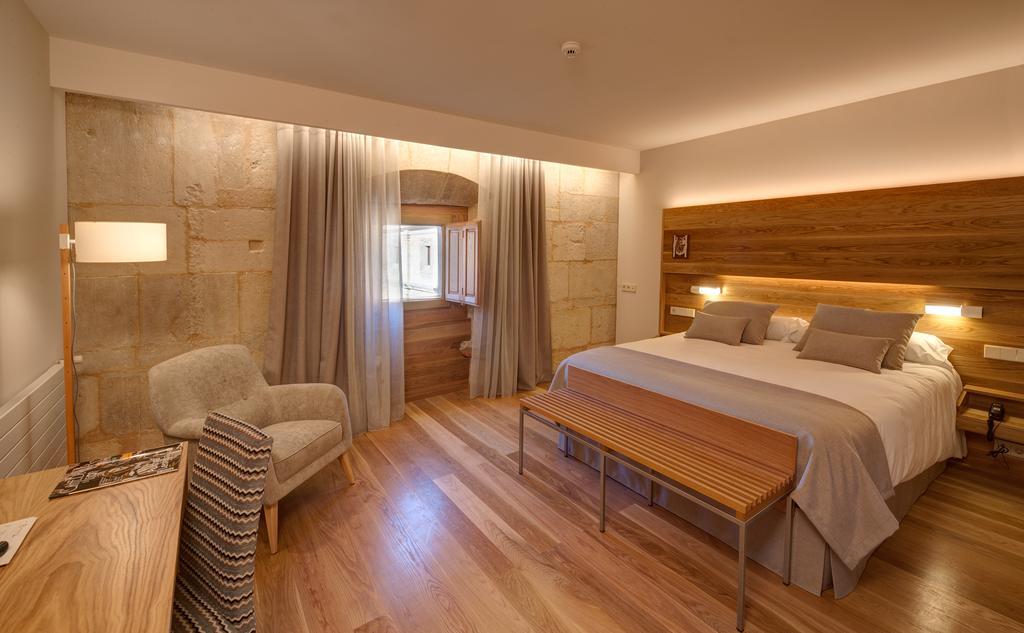 Chambre Double Supérieure avec Parking Gratuit