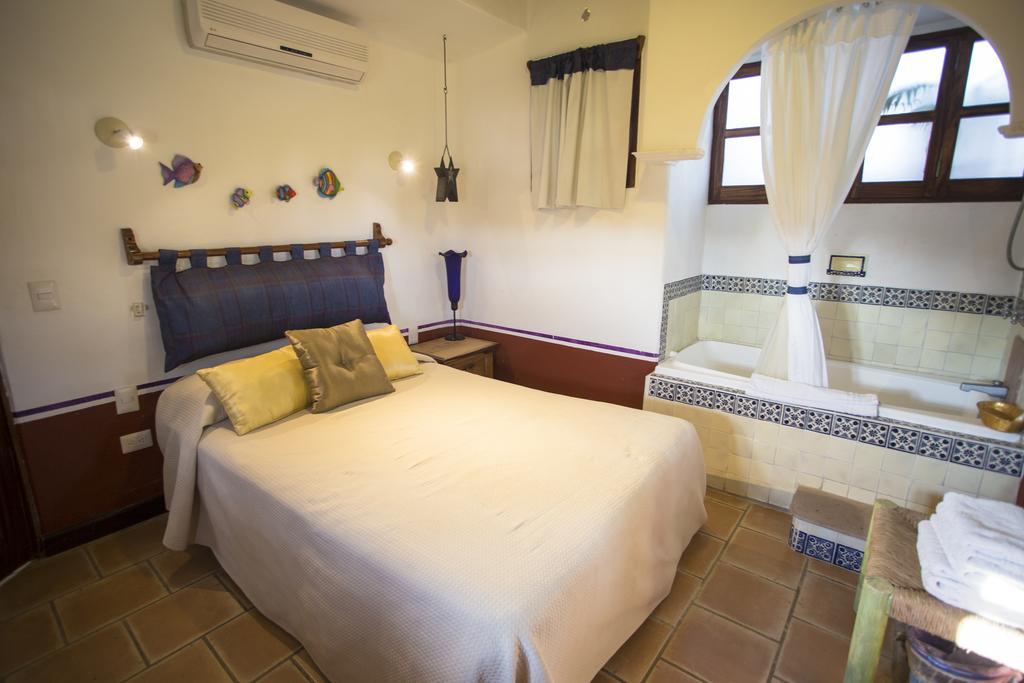 Palmas - Double Room with Balcony and Sea View