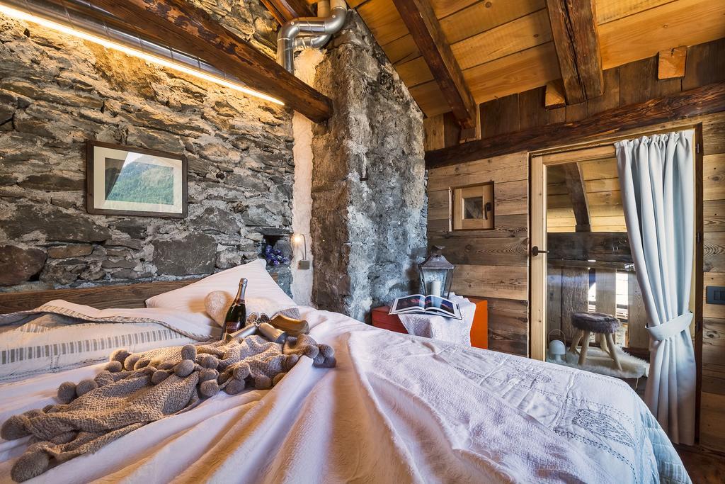 Junior Suite with Balcony