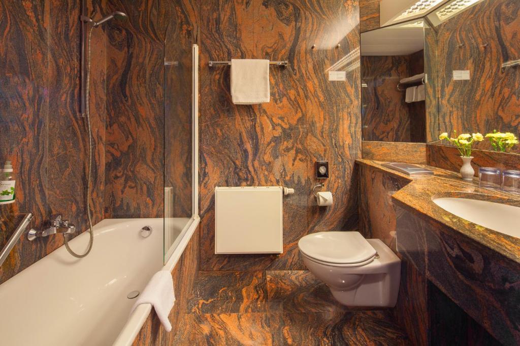 Double Room - Category B