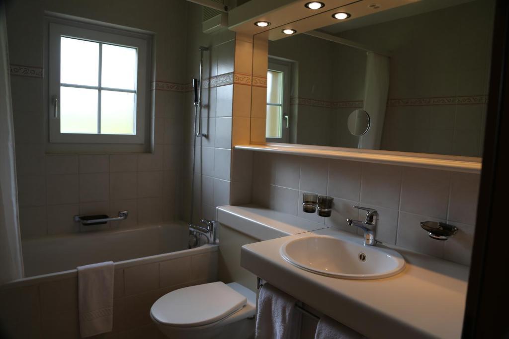 Deluxe Double Room Mountain View