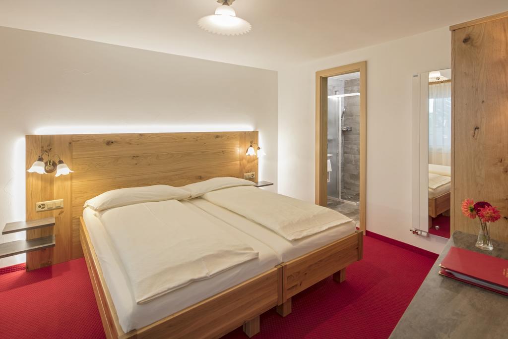 Twin Room,322447024:JPEG