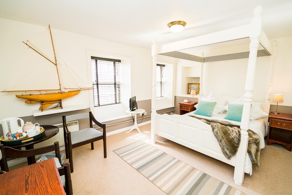 Double or Twin Room No Dogs