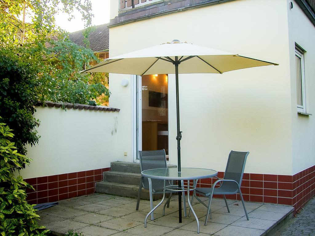 Classic Apartment - City Apartment House - Bahnhofstr. 70