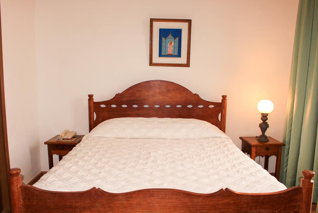 Quadruple Family Suite