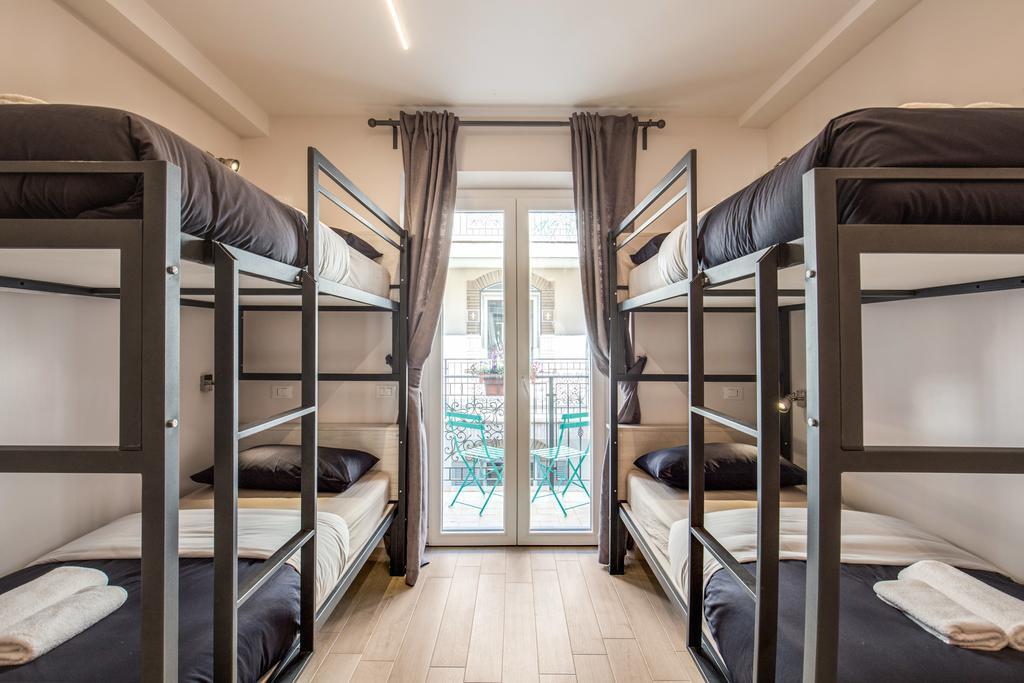 Habitación Cuádruple con balcón