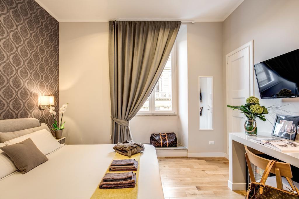 Standard Double Room,325463920:JPEG