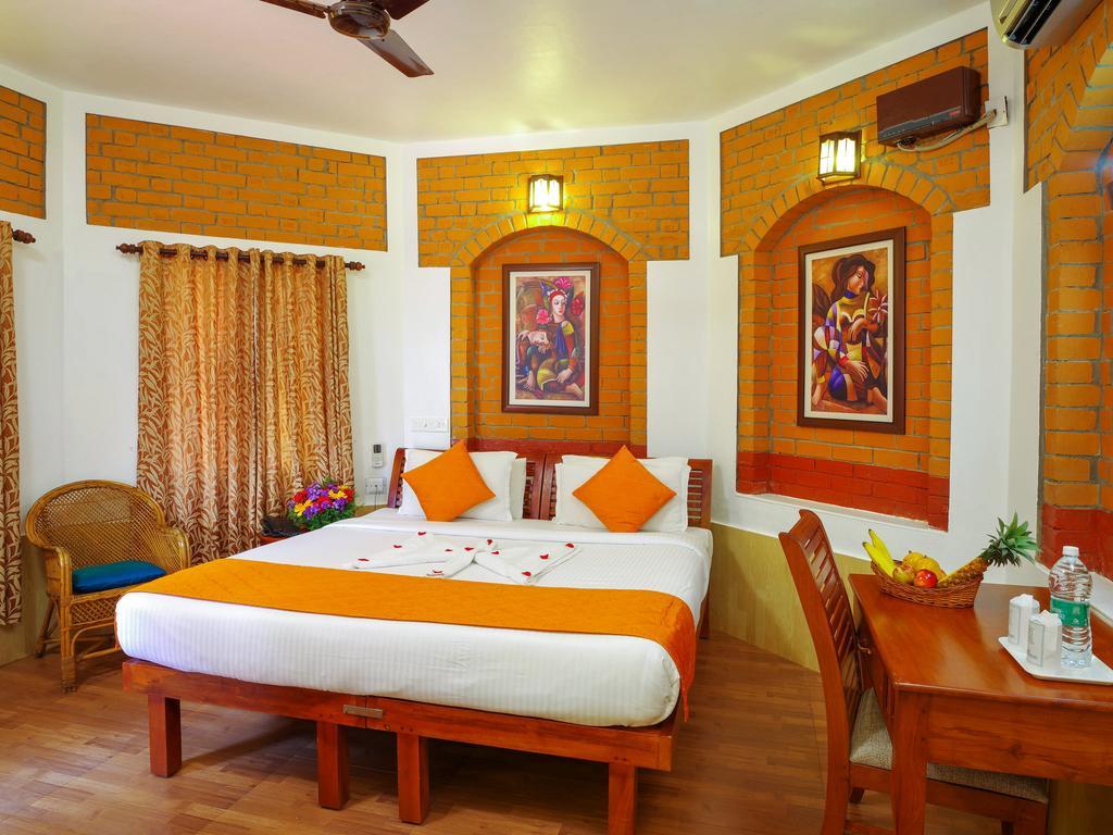 Deluxe Double or Twin Room