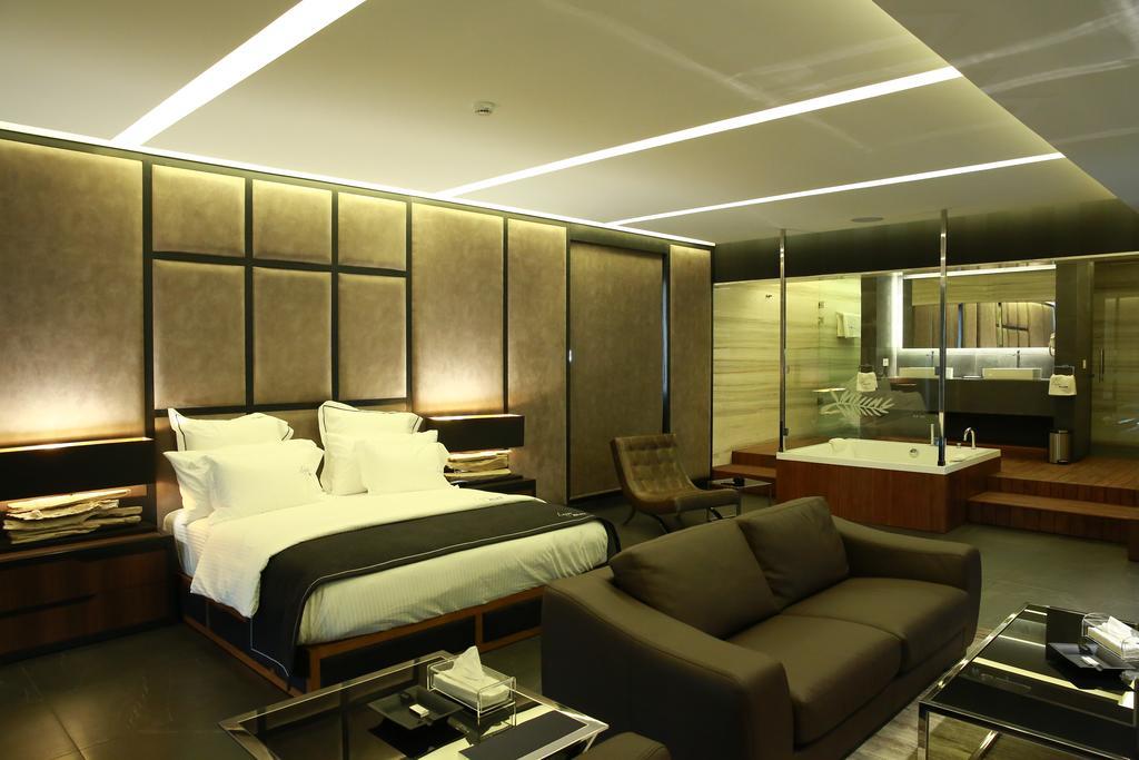 Exclusive Suite