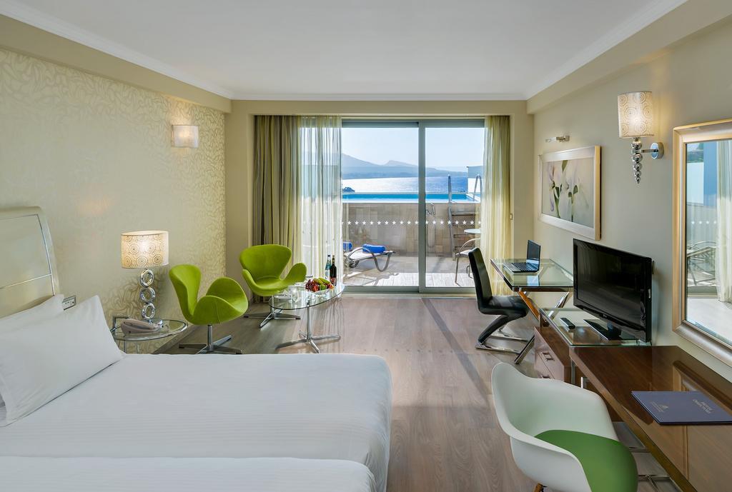 Chambre Deluxe avec Piscine Personnelle (2-3 Personnes) -  Vue sur Mer