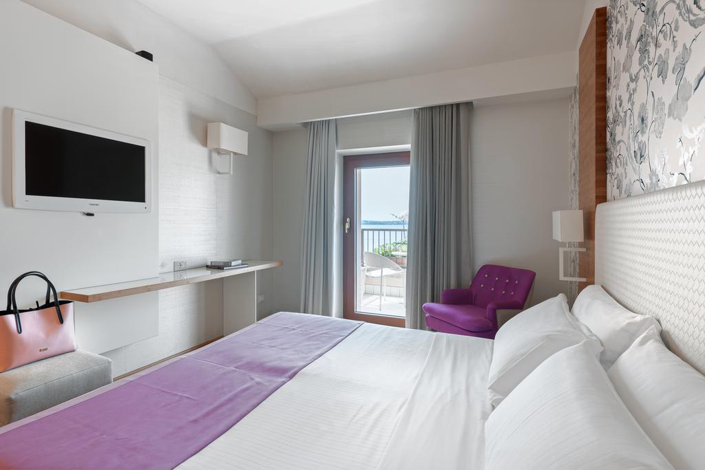 Doppelzimmer mit Seeblick