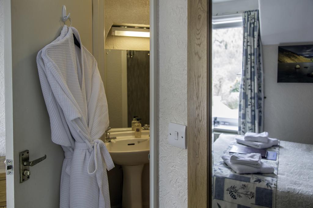 Deluxe Double Room,327883159:JPEG